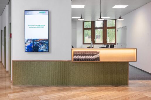 Thekenfront aus PET-Akustikplatten