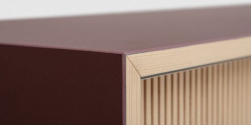 Detail Sideboard in Linoleum burgundy