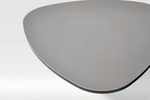 Tischplatten in Linoleum Grau mit schwarzer ABS-Kante