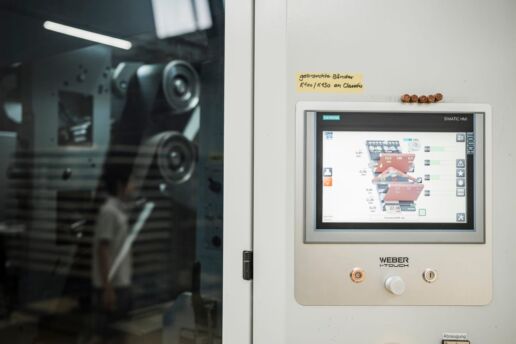 Steuerung der verschiedenen Schleifaggregate