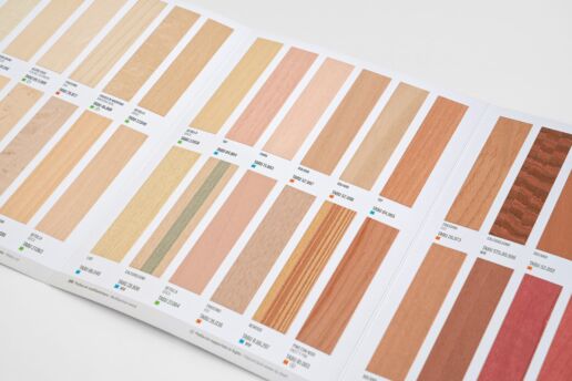 Kollektion Technische Furniere Tabu / Fächer red purple